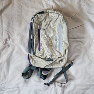 Reposh!! PATAGONIA Mass Sling 11L Bag